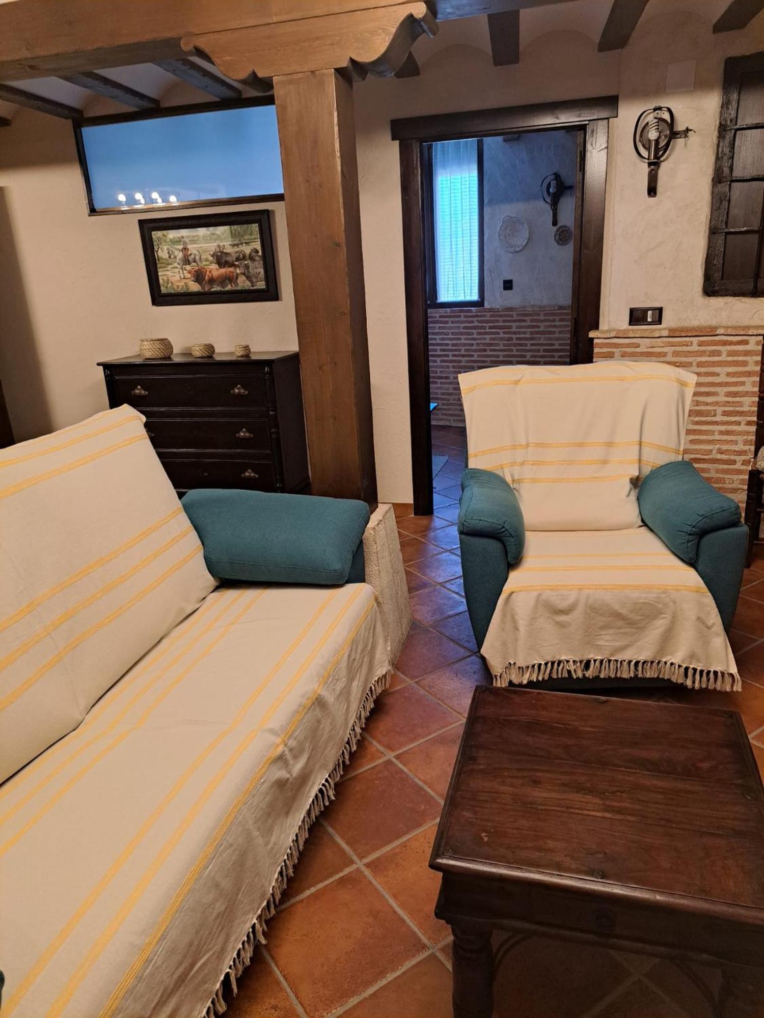 Casa Rural La Bodega, Ofrece Cata De Vino Gratis Horche Exterior foto